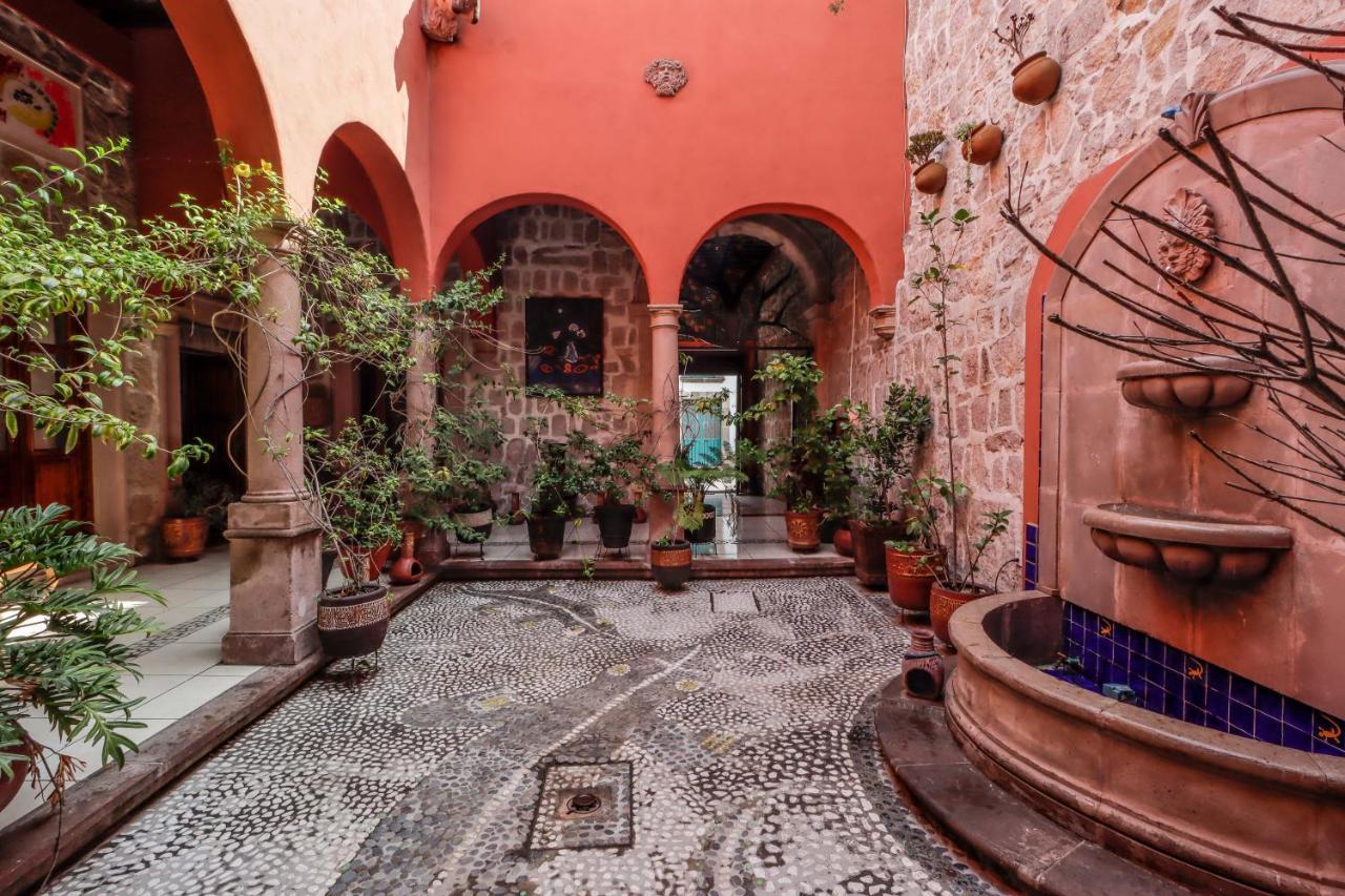 Hotel La Siesta Del Fauno Morelia Bagian luar foto