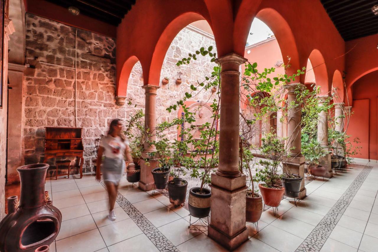 Hotel La Siesta Del Fauno Morelia Bagian luar foto